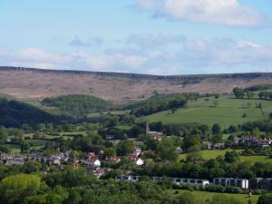 Stanage Edge beyond Hathersage