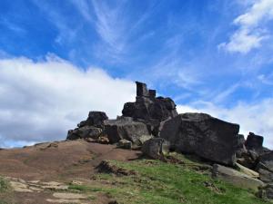 Wain Stones