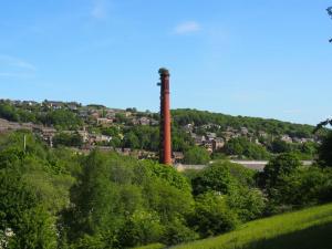 Bottoms Mill chimney, Holmfirth