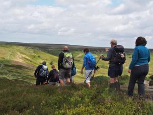 To Upper Burbage Bridge from Higger Tor