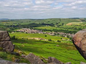 Cowling from Wainman's Pinnacle