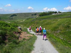 Heading towards Brink End Farm