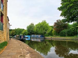 Leeds - Liverpool Canal