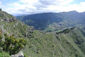 Ridge in The Tenos